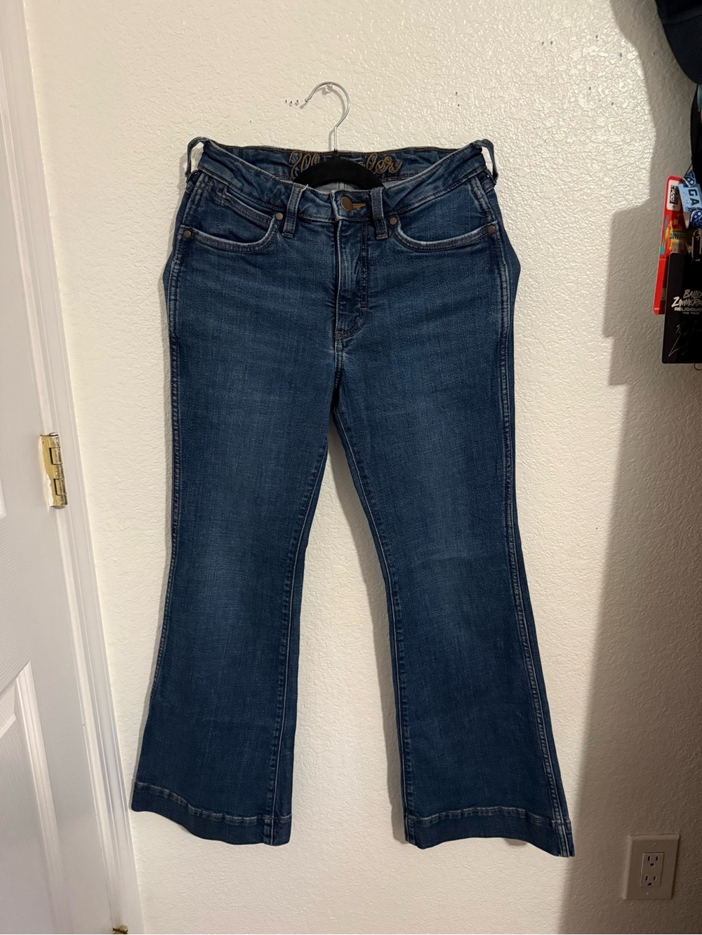 WRANGLER RETRO BAILEY HIGH RISE TROUSER JEAN - Picture 10 of 13